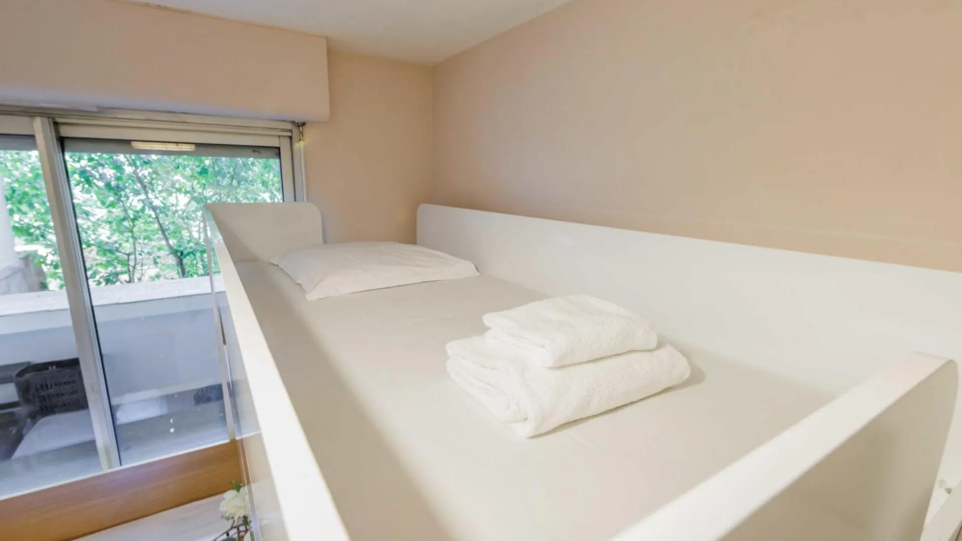 Authentic Apartment - 3Br-8P - La Villette Paris France